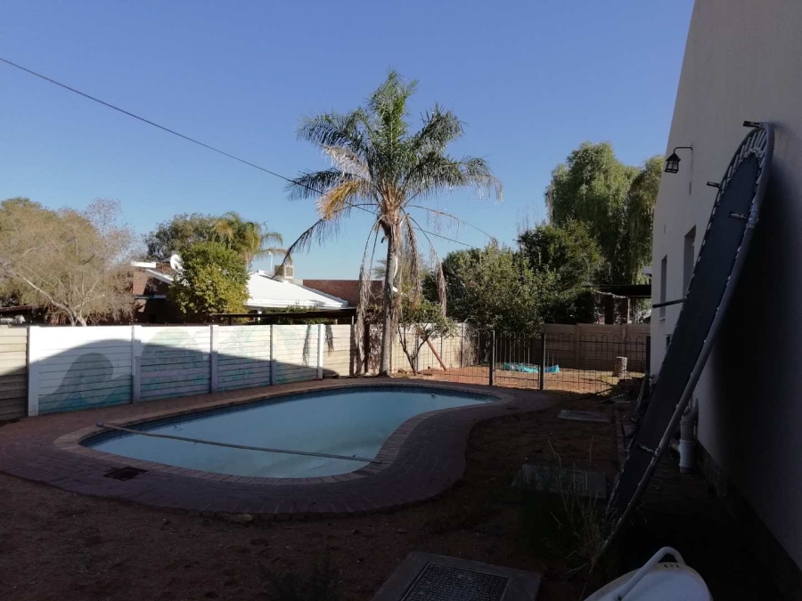 4 Bedroom Property for Sale in Flora Park Northern Cape